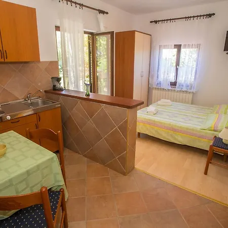 Pensionat Garbina 3*